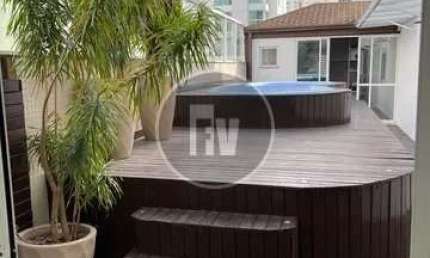 Apartamento com 3 quartos à venda na Rua 2350, 20, Centro, Balneário Camboriú por R$ 2.200.000
