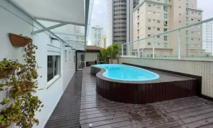 Apartamento com 3 quartos à venda na Rua 2350, 20, Centro, Balneário Camboriú por R$ 2.190.000