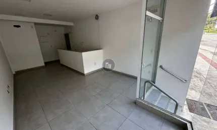Sala comercial para alugar na Avenida do Estado Dalmo Vieira, 1206, Ariribá, Balneário Camboriú por R$ 3.200