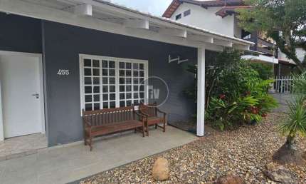 Casa em condomínio fechado com 3 quartos à venda na Rua Cecília Meireles, 455, Praia dos Amores, Balneário Camboriú por R$ 5.000.000