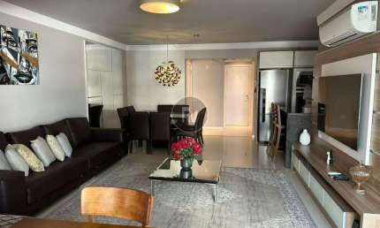 Apartamento com 3 quartos para alugar na Rua João Francisco dos Santos, 20, Pioneiros, Balneário Camboriú por R$ 9.990