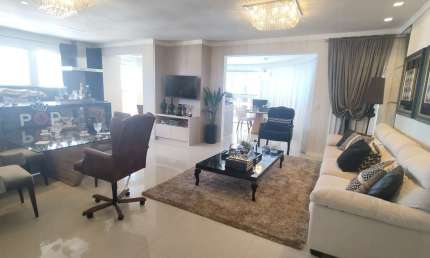 Apartamento com 3 quartos para alugar na Rua 3110, 193, Centro, Balneário Camboriú por R$ 15.000