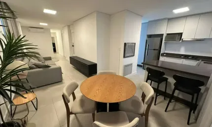 Apartamento com 2 quartos para alugar na Rua 1131, 331, Centro, Balneário Camboriú por R$ 6.500