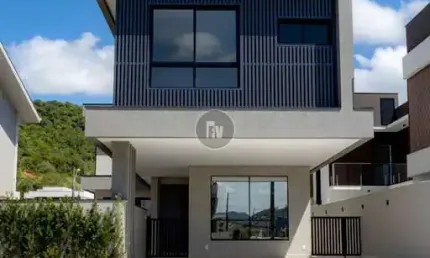 Casa em condomínio fechado com 3 quartos à venda na Rua Ivo José Rebello, 610, Santa Regina, Camboriú por R$ 3.400.000