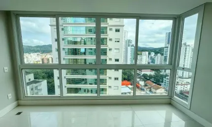 Apartamento com 3 quartos à venda na avenida brasil, 247, pioneiros, balneário camboriú por r$ 2.250.000