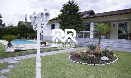 Casa em condomínio fechado com 4 quartos à venda na Granja Comary, Teresópolis 