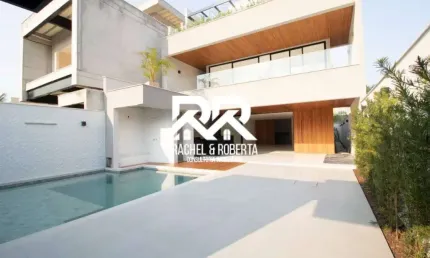 Excelente casa contemporânea em cond clube no Recreio dos Bandeirantes