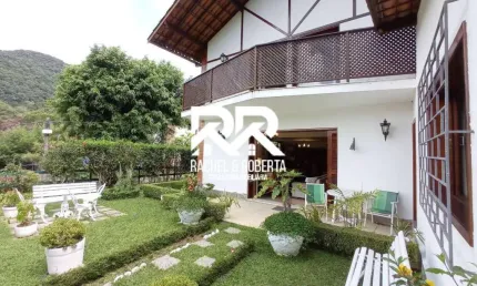 Casa em alto padrão em Condomínio com linda vista na Granja Guarani