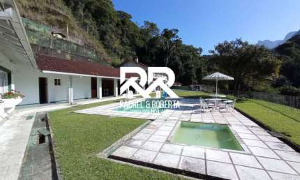 Bela Casa de Campo em Condomínio com vista maravilhosa!