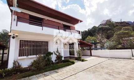 Casa em condomínio fechado com 4 quartos à venda no Alto, Teresópolis 