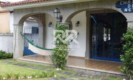 Casa em Excelente Localização Perto do Clube Comary