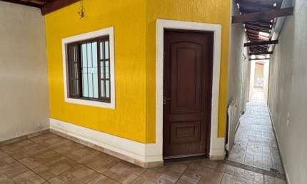 Imóvel disponível no Jardim Amália por R$340.000,00