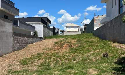 Terreno em condomínio fechado à venda no Residencial Colinas, Caçapava 
