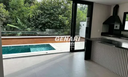 Sobrado à venda, Jardins Di Roma, Indaiatuba/SP - 260 m² com 3 suítes.