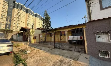 Casa com 3 quartos para alugar na Rua Félix dos Santos Ferreira, --, Núcleo Habitacional Brigadeiro Faria Lima, Indaiatuba