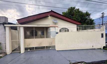 Casa com 3 quartos à venda no Redenção, Manaus 