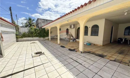 EXCELENTE OPORTUNIDADE CASA À VENDA NO BAIRRO DE FLORES