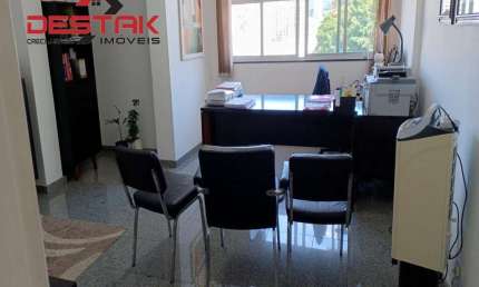 Sala Comercial A Venda No Edificio Mariju - Centro - Jundiai/sp.