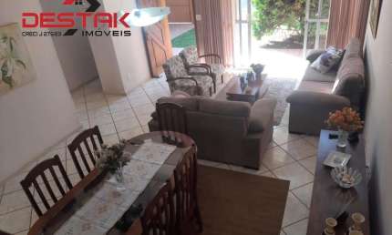 Casa A Venda No Condominio Jardim Samambaia Em Jundiai/sp.