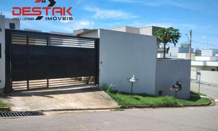Casa Terrea A Venda No Bairro Residencial Capivari Em Louveira/sp.