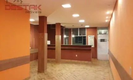 Salao comercial ideal para restaurante ou delivery em regiao central de jundiai/sp.