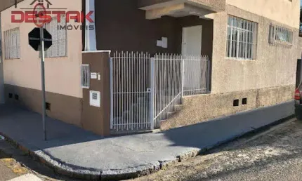 Casa comercial para locacao em regiao central de jundiai com 05 salas.