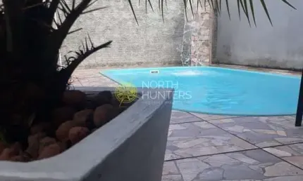 Casa com 3 dormitórios à venda, 230 m² por R$ 594.000,00 - Vila Nova - Joinville/SC