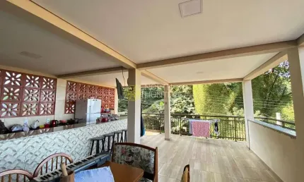 Casa com 3 quartos à venda na Rua Anna Nery, Boa Vista, Joinville