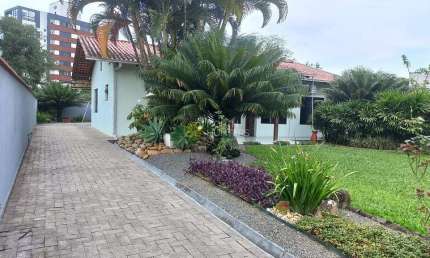 Casa Averbada com 157m² de área construida no Costa e Silva