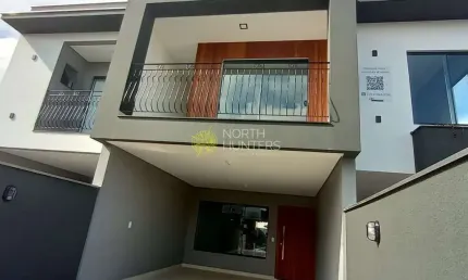 CASA/SOBRADO /GEMINADO. com 2 dormitórios à venda, 167 m² por R$ 895.000 - Bom Retiro - Joinville/S
