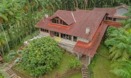 Casa com 4 dormitórios à venda, 600 m² por R$ 1.700.000,00 - Nova Brasília - Joinville/SC