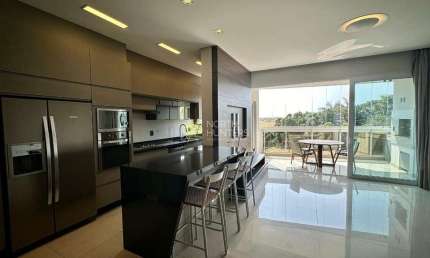 Apartamento para venda ou locação anual em Jurerê, Florianópolis - SC