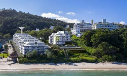 Cobertura com 3 dormitórios à venda, 213 m² por R$ 4.786.578,90 - Jurerê - Florianópolis/SC