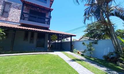Casa com 3 dormitórios à venda, 250 m² por R$ 2.050.000,00 - Cacupé - Florianópolis/SC