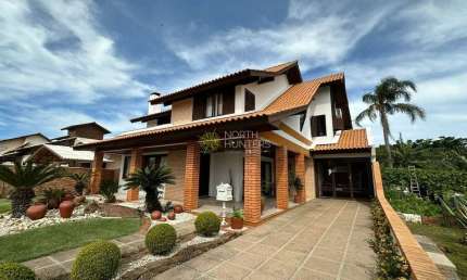 Casa com 5 quartos para alugar na Avenida das Pitangueiras, Daniela, Florianópolis