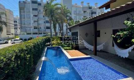 Linda casa térrea em Jurerê Internacional,com Um Valor Incrível