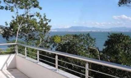 Mansão de 1000m2 com praia particular á venda em Cacupé