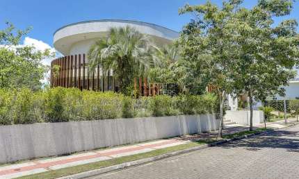 Casa à venda com 3 suítes em Jurerê Internacional, Florianópolis