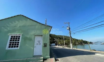 Casa para restaurantes, frente mar, em Sambaqui, Florianópolis