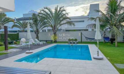 Casa à venda em Jurerê Internacional, Florianópolis