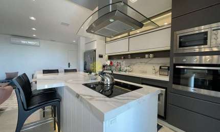 Apartamento com 3 dormitórios para alugar, 130 m² por R$ 2.500,01/dia - Jurerê - Florianópolis/SC