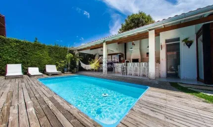 Casa excelente, locação de temporada em Jurerê Internacional, 600 mts do mar