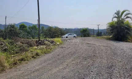 Terreno à venda na Rua Rio do Sul, Vila Nova, Joinville