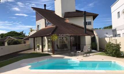 Casa com 3 dormitórios para locação anual, com piscina aquecida - Daniela - Florianópolis/SC