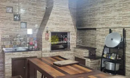 Casa à venda 5 Quartos, 1 Suite, 3 Vagas, 180M², Jarivatuba, Joinville - SC