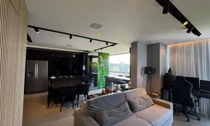 Apartamento à venda, com piscina, Glória, Joinville, SC