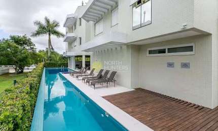 Apartamento 4 suites em Jurerê Internacional para venda ou locação anual.