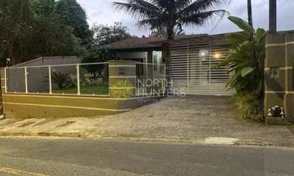Casa com 3 quartos à venda na Rua Xanxerê, Saguaçu, Joinville
