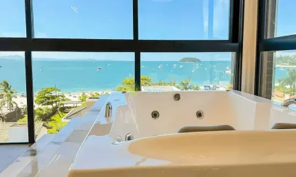 Lindissimo apartamento com vista mar, decorado, à venda, em Jurerê, Florianópolis, SC