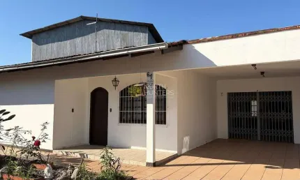 Casa à venda, Itaum, estuda permuta por apartamento de maior valor na região norte.  Joinville, SC